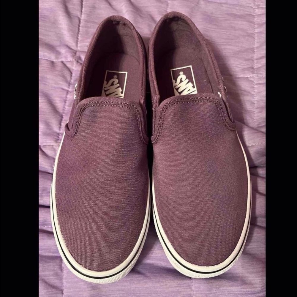women’s purple vans